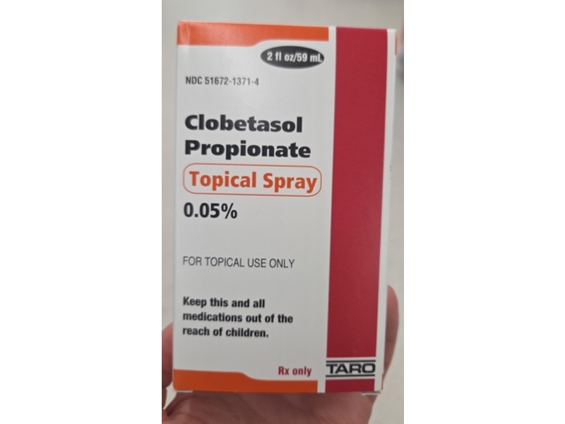 Clobetasol Propionate Topical Spray 0.05%, 2 fl oz/59 mL, Taro (Rx)