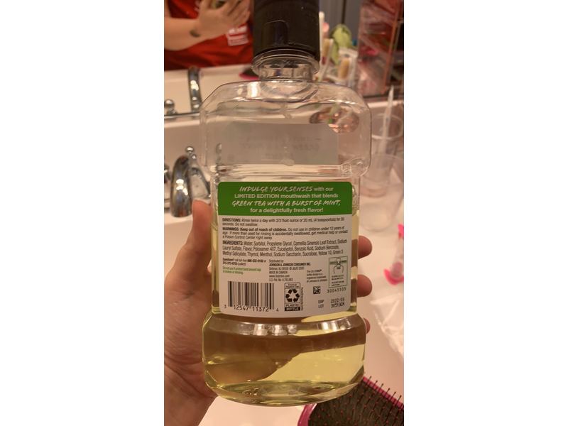 Listerine Mouthwash, Green tea & Mint Blend, 16.9 fl oz/500 mL