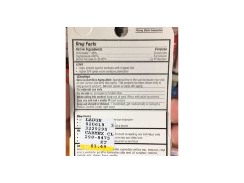 Carmex Classic Lip Balm, Medicated, Lip Protectant, SPF 15, 0.15 oz/4.25 g