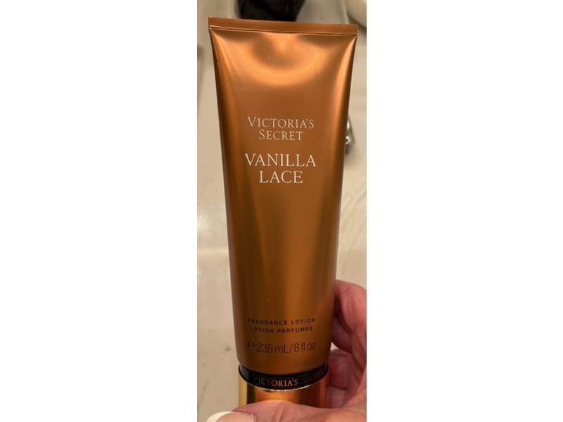 Victoria's Secret Fragrance Lotion, Vanilla Lace, 8 fl oz/236 mL
