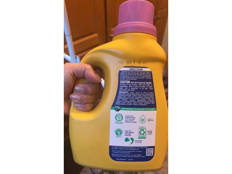 Arm & Hammer Plus OxiClean with Odor Blasters Liquid Laundry Detergent, Fresh Burst, 35 Loads, 55.1 fl oz/1.62 L