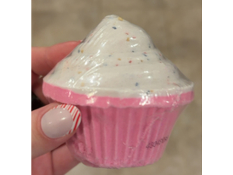 Bath & Body Works Confetti Cupcake Bath Fizzy, Shea Butter, 4.6 oz/130 g