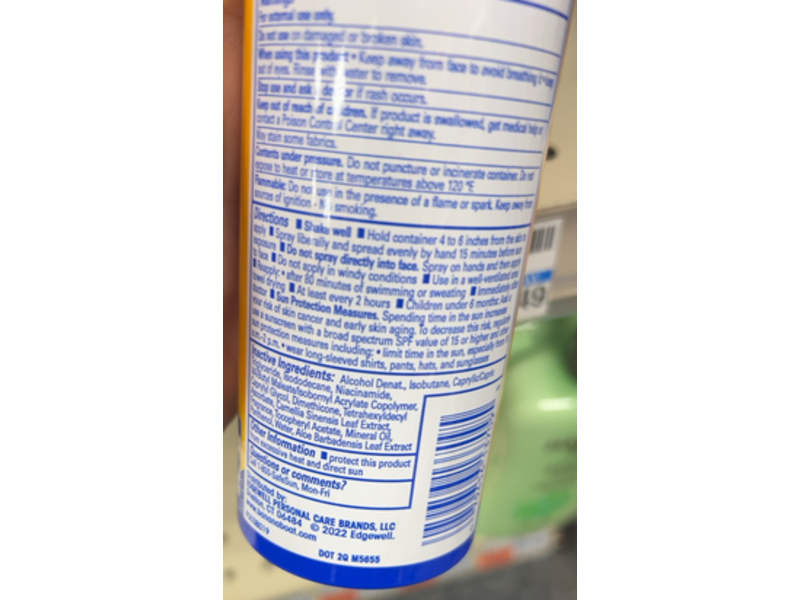 Banana Boat Protection + Vitamins Sunscreen Spray, Vitamins C + B3, SPF 50, 4.5 fl oz/133 mL