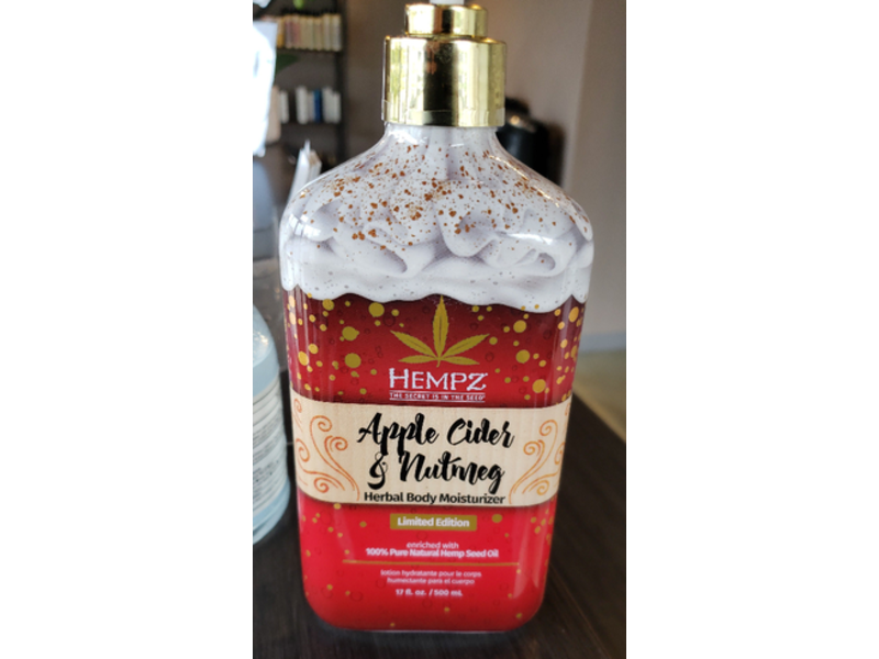 Hempz Herbal Moisturizing Body Lotion, Apple Cider & Nutmeg, 17 fl oz/500 mL