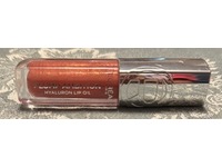 L'Oreal Paris Plump Ambition Hyaluron Lip Oil, Nude Macaron 650, 0.16 fl oz - Image 3