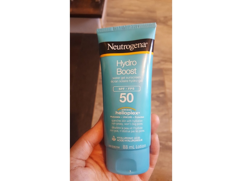 Neutrogena Hydro Boost Water Gel Sunscreen, SPF 50, 88 mL