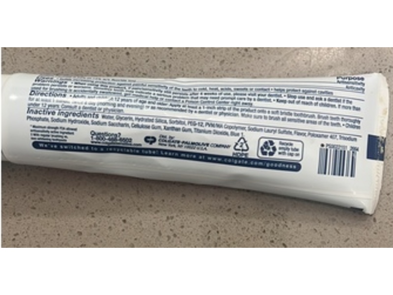 Colgate Sensitive Toothpaste, Whitening Fresh Mint, 6 oz/170 g