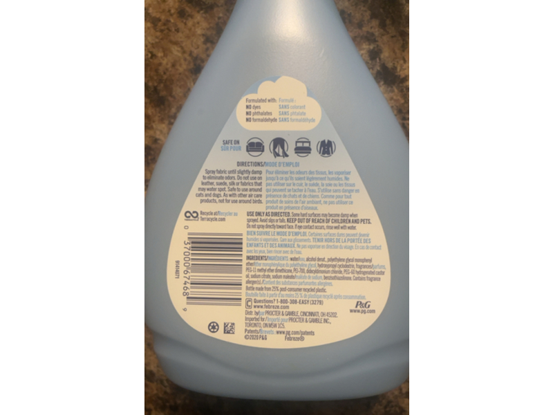 Febreze Eliminating Lingering Odor Fabric Refresher, Honey Berry Hula, 27.0 fl oz/800 mL