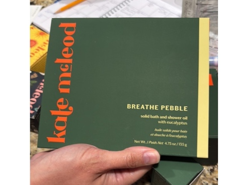 Kate Mc Leod Solid Bath & Shower Oil, Breathe Pebble, 4.75 oz/135 g