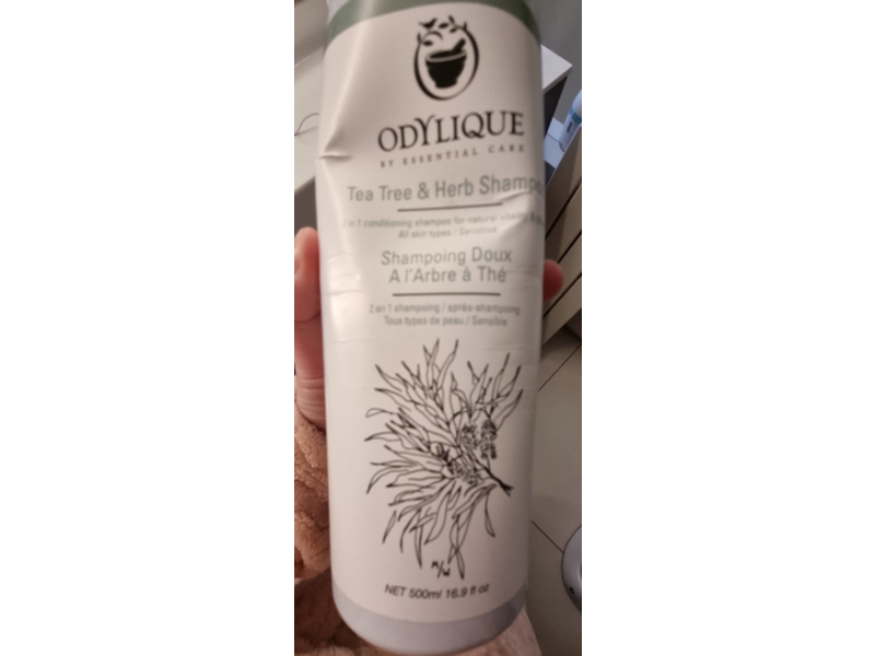 Odylique Tea Tree & Herb Shampoo, 16.9 fl oz/500 mL