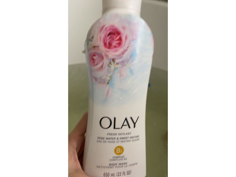 Olay Fresh Outlast Rosewater & Sweet Nectar Body Wash, 22 fl oz