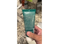 Kiehl's Men's Oil Eliminator Deep Cleansing Exfoliating Face Wash, 6.8 Ounce - Image 5