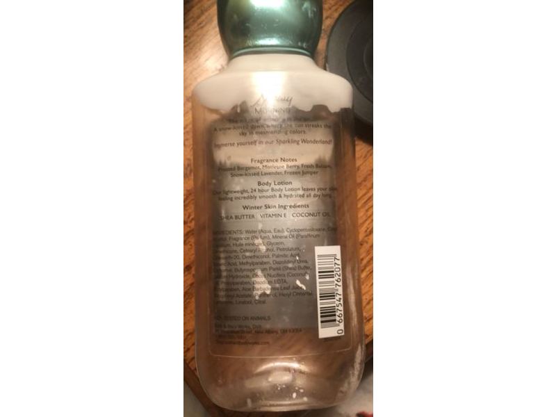 Bath & Body Works Snowy Morning Moisture Body Lotion, Shea Butter + Vitamon E, 8 fl oz/236 mL