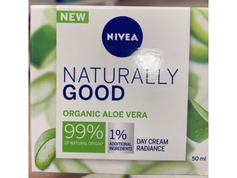 Nivea Naturally Good Radiance Day Cream, Aloe Vera, 50 mL