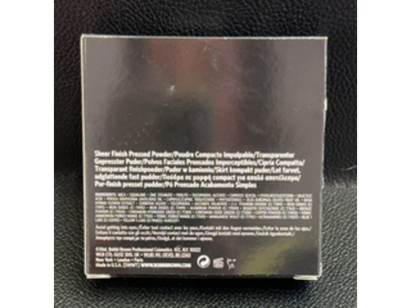 Bobbi Brown Sheer Finish Pressed Powder, 11 Soft Porcelain, 0.31 oz/9 g