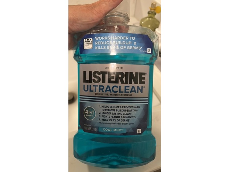 Listerine Ultraclean Antiplaque Mouthwash, Cool Mint, 2.7 fl oz