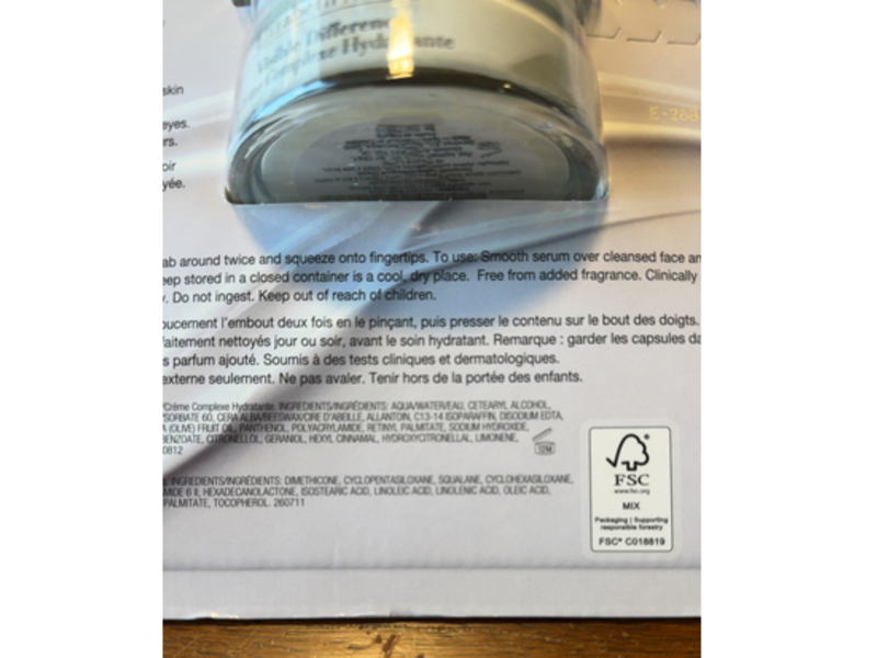 Elizabeth Arden Visible Difference Refining Moisture Cream + Capsules Set