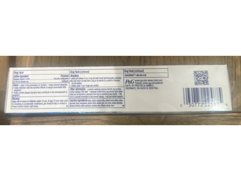 Crest Clean Breath Toothpaste, Peppermint, 4.6 oz/130 g