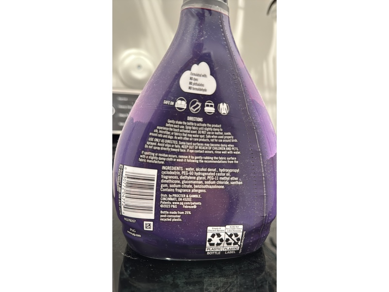 Febreze Touch Fabric Refresher Spray, Mountain, 27 fl oz/800 mL