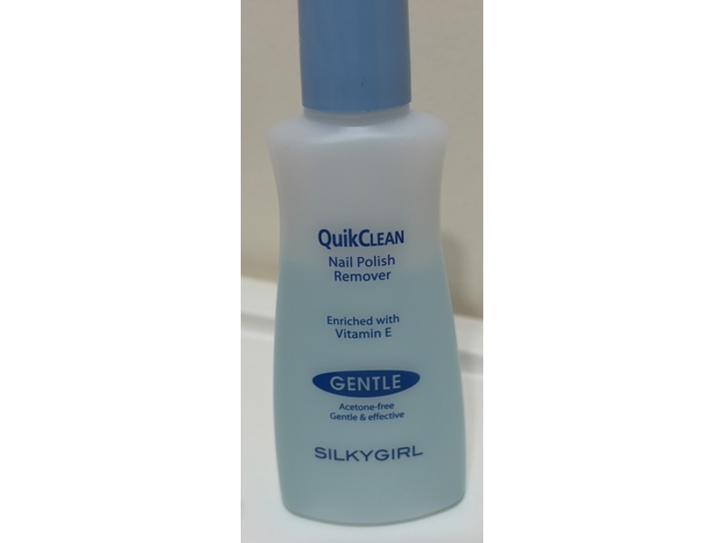 Silkygirl Quik Clean Nail Polish Remover, Gentle, Vitamin E, 85 mL