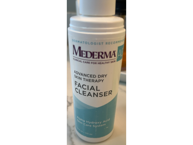 Mederma AG Hydrating Facial Cleanser, 6 fl oz/175 mL