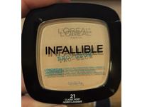 L'Oréal Paris Infallible Pro Glow Pressed Powder, Classic Ivory, 0.31 oz/9 g - thumbnail 2