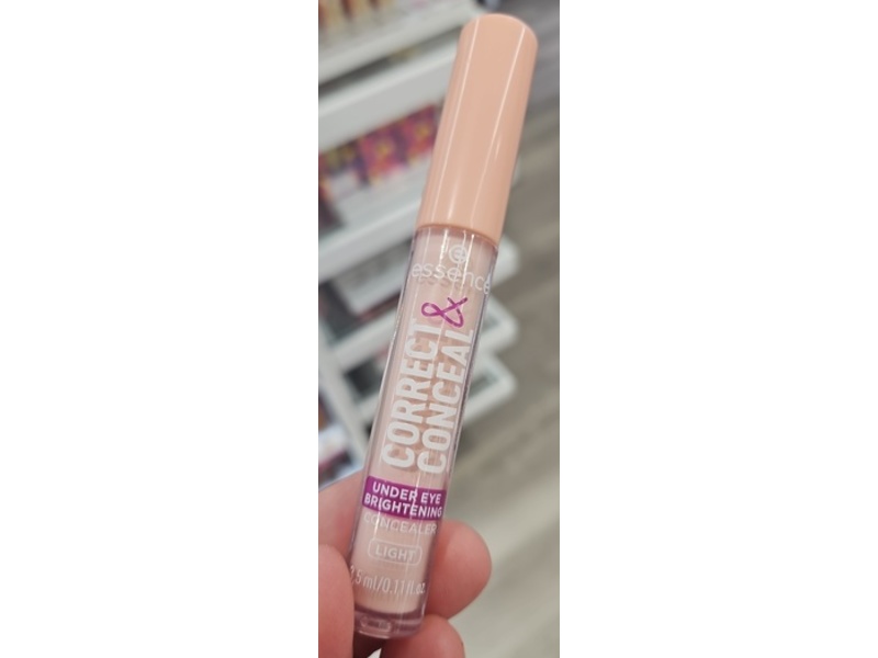 Essence Correct & Conceal Under Eye Brightening Concealer, Light, 0.11 fl oz/3.5 mL