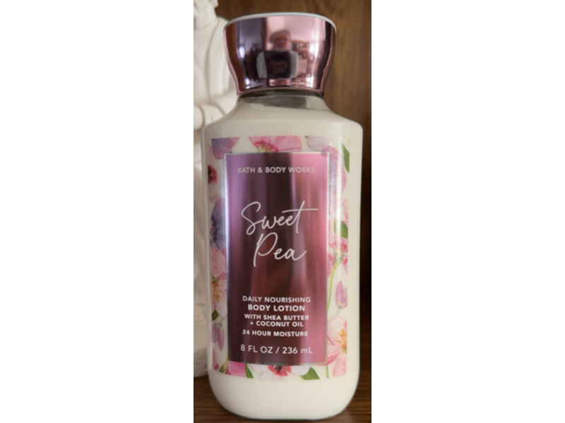 Bath & Body Works Daily Nourishing Body Lotion, Sweet Pea, 8 fl oz/236 mL