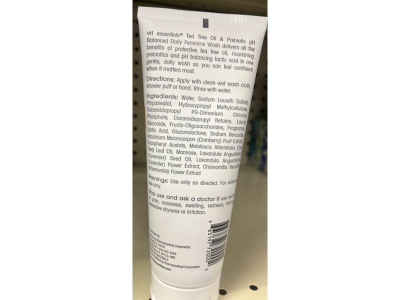 vH Essentials Daily Feminine Wash, Tea Tree Oil & Prebiotic, 6 fl oz/177 mL