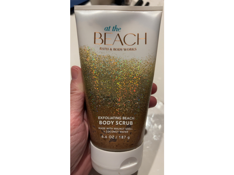 Bath & Body Works Exfoliating Beach Body Scrub, At the Beach, 6.6 oz/187 g