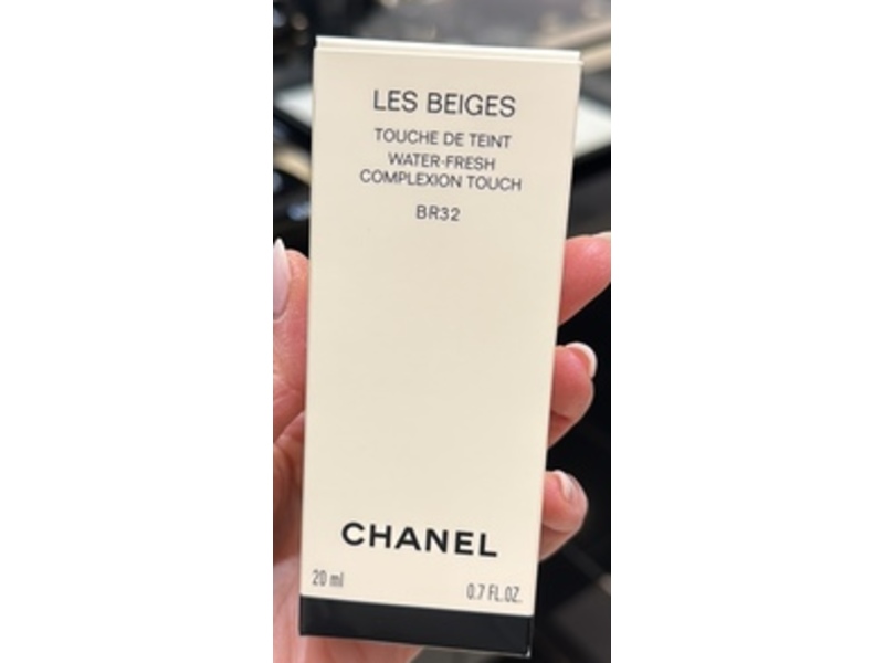 Chanel Les Beiges Water-Fresh Complexion Touch, BR32, 0.7 fl oz/20 mL