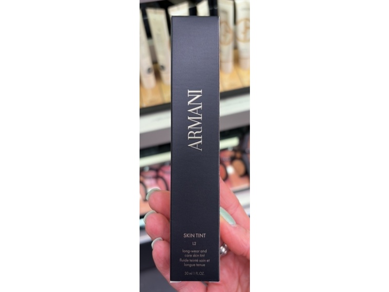 Giorgio Armani Luminous Skin Tint Foundation, L2, 1 fl oz/30 mL