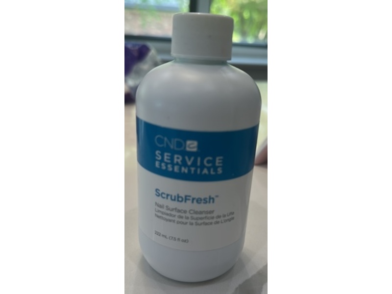 CND Service Essentials Scrub Fresh Nail Surface Cleanser, 7.5 fl oz/222 mL