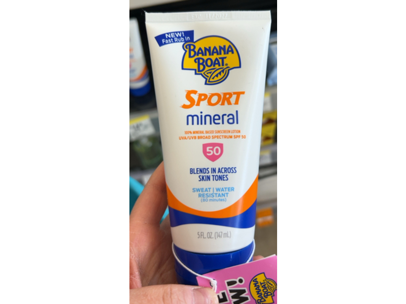 Banana Boat Sport Mineral Sunscreen Lotion, SPF 50, 5 fl oz/147 mL