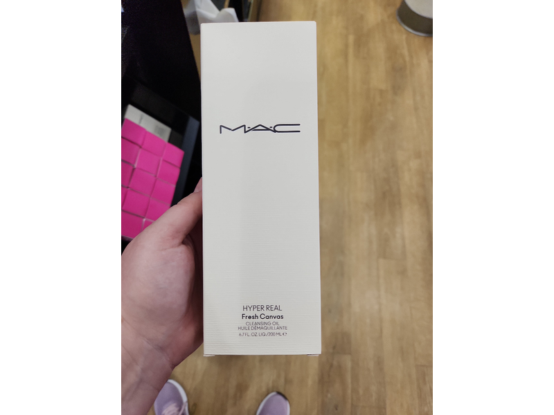 MAC Hyper Real Fresh Canvas Cleansing Oil, 6.7 fl oz/200 mL