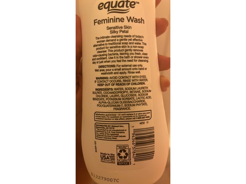 Equate Feminine Wash, Silky Petal, 15 fl oz/444 mL
