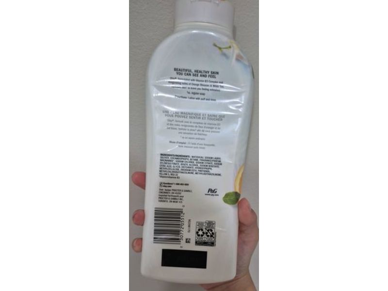 Olay Fresh Outlast Body Wash, Orange Blossom & White Tea, 22 fl oz/650 mL