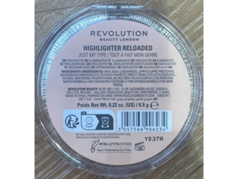 Revolution Reloaded Highlighter, Just My Type, 0.22 oz/6.5 g