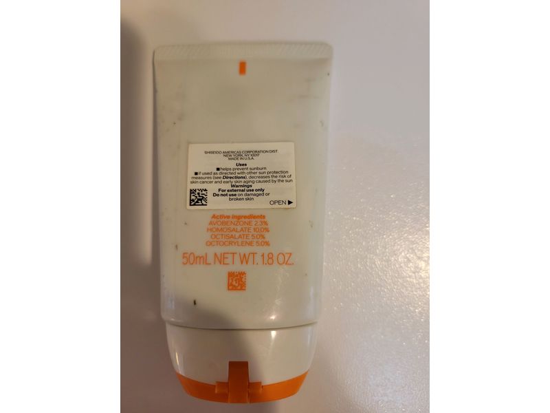 Shiseido Urban Environment Sun Dual Care Fresh Moisture Hydraulic Acid Sunscreen, SPF 42, 50 mL/1.8 oz