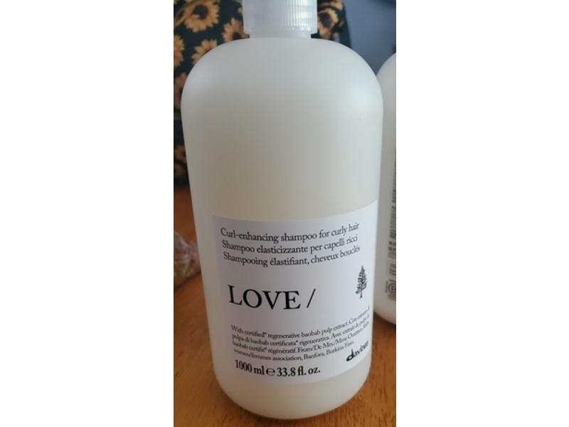 Davines LOVE Curl-Enhancing Shampoo, 33.8 fl oz/1000 mL