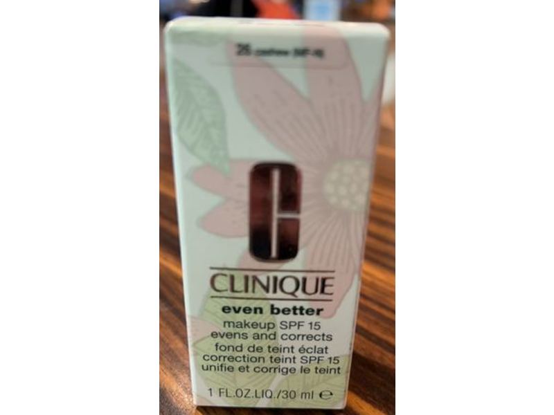 Clinique Evens And Corrects, 26 Cashew, SPF 15, 1 fl oz/30 mL