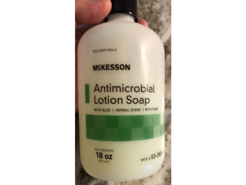 McKesson Antimicrobial Lotion Soap with Aloe,18 oz/532 mL