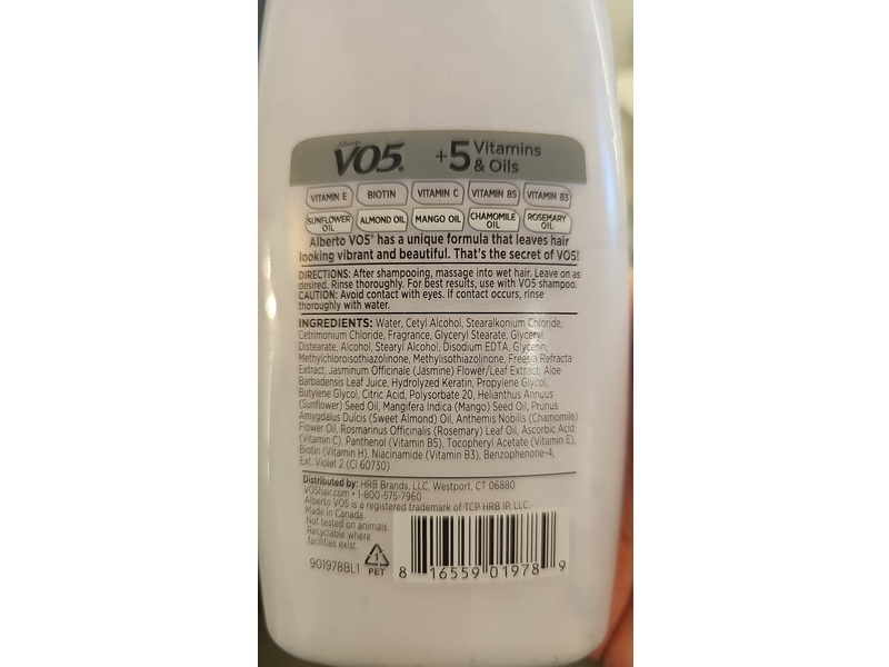 Alberto VO5 Blooming Freesia Moisturizing Conditioner, Aloe Vera, 15 fl oz/443 mL