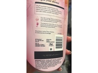 Olay Body Wash, Passionfruit & Guava Scent, 22 fl oz/650 mL - thumbnail 4