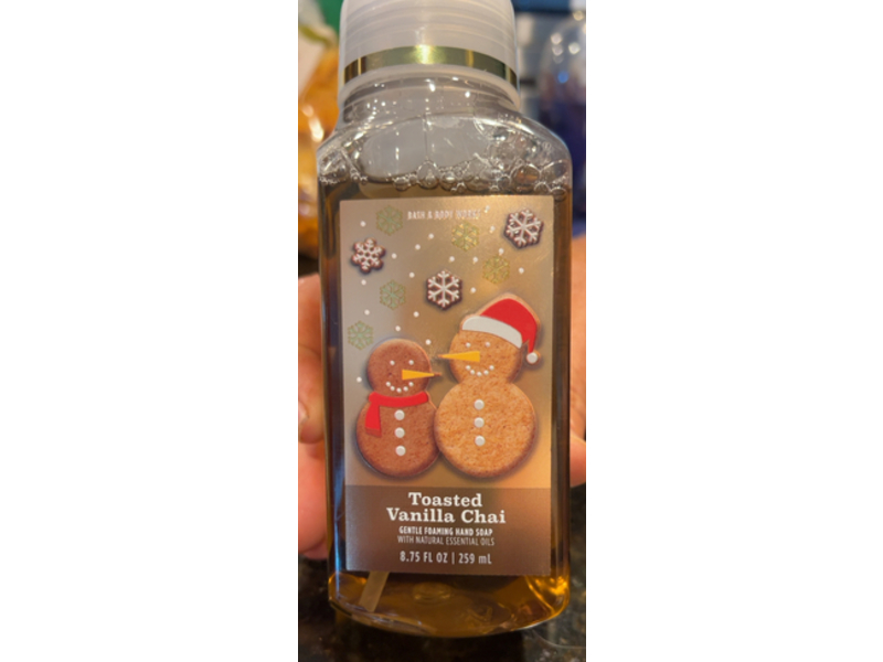 Bath & Body Works Gentle Foaming Hand Soap, Toasted Vanilla Chai,8.75 fl oz/259 mL