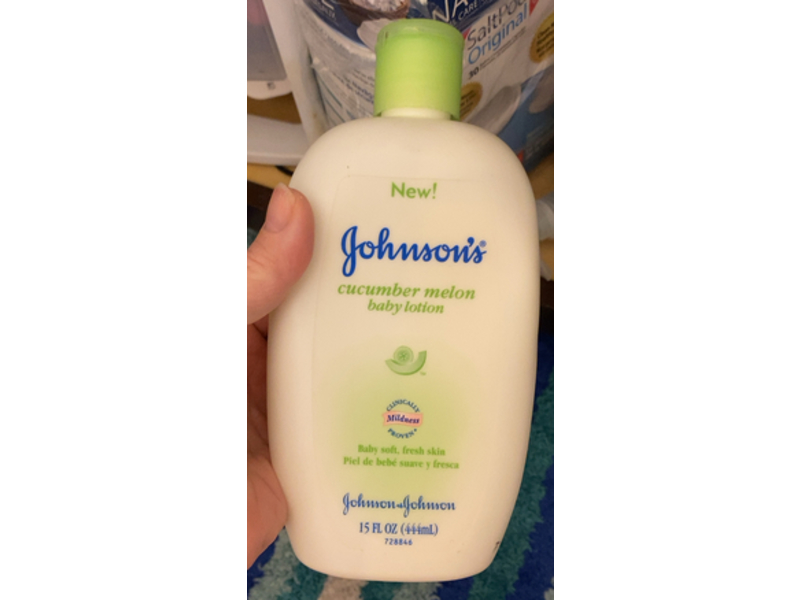 Johnson's Baby Lotion, Cucumber Melon, 15 fl oz/444 mL
