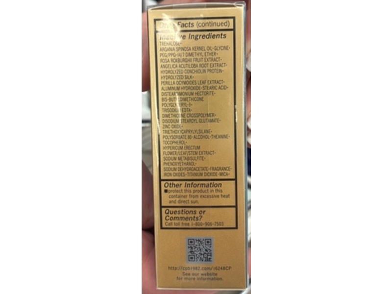 Cle de Peau Beaute Radiant Fluid Matte Foundation, SPF 20, B50 Tan Beige, 1.1 fl oz/35 mL