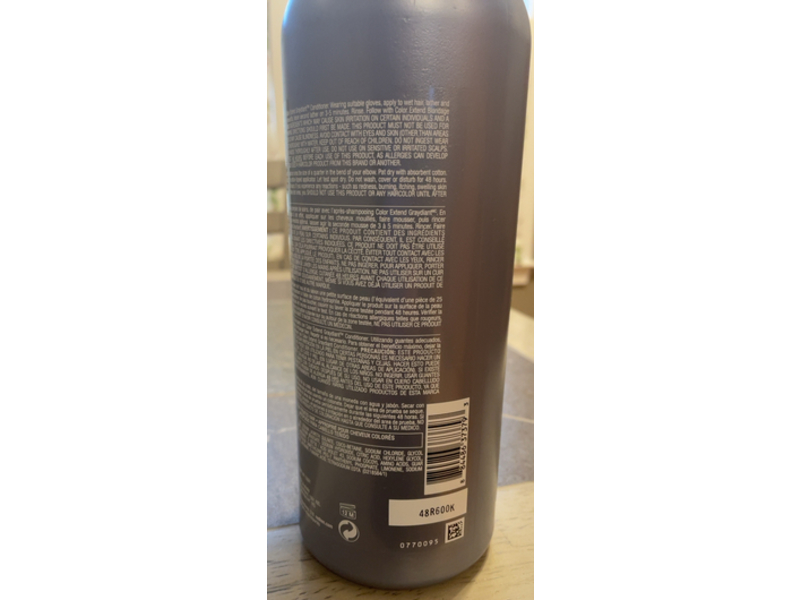 Redken Color Extend Graydiant Anti - Yellow Shampoo, 33.8 fl oz/1000 mL