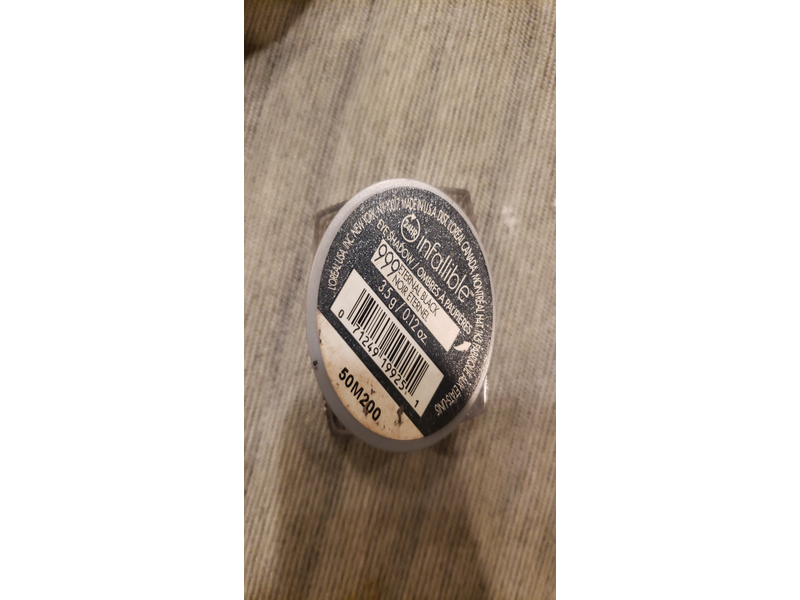 L'Oreal Paris Color Infailliable Eye Shadow , Eternal Black, 0.12 oz/3.5 g