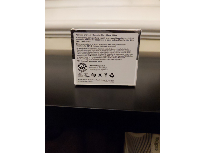 Green People Skin Care Coconut Charcoal Purifying Face Mask